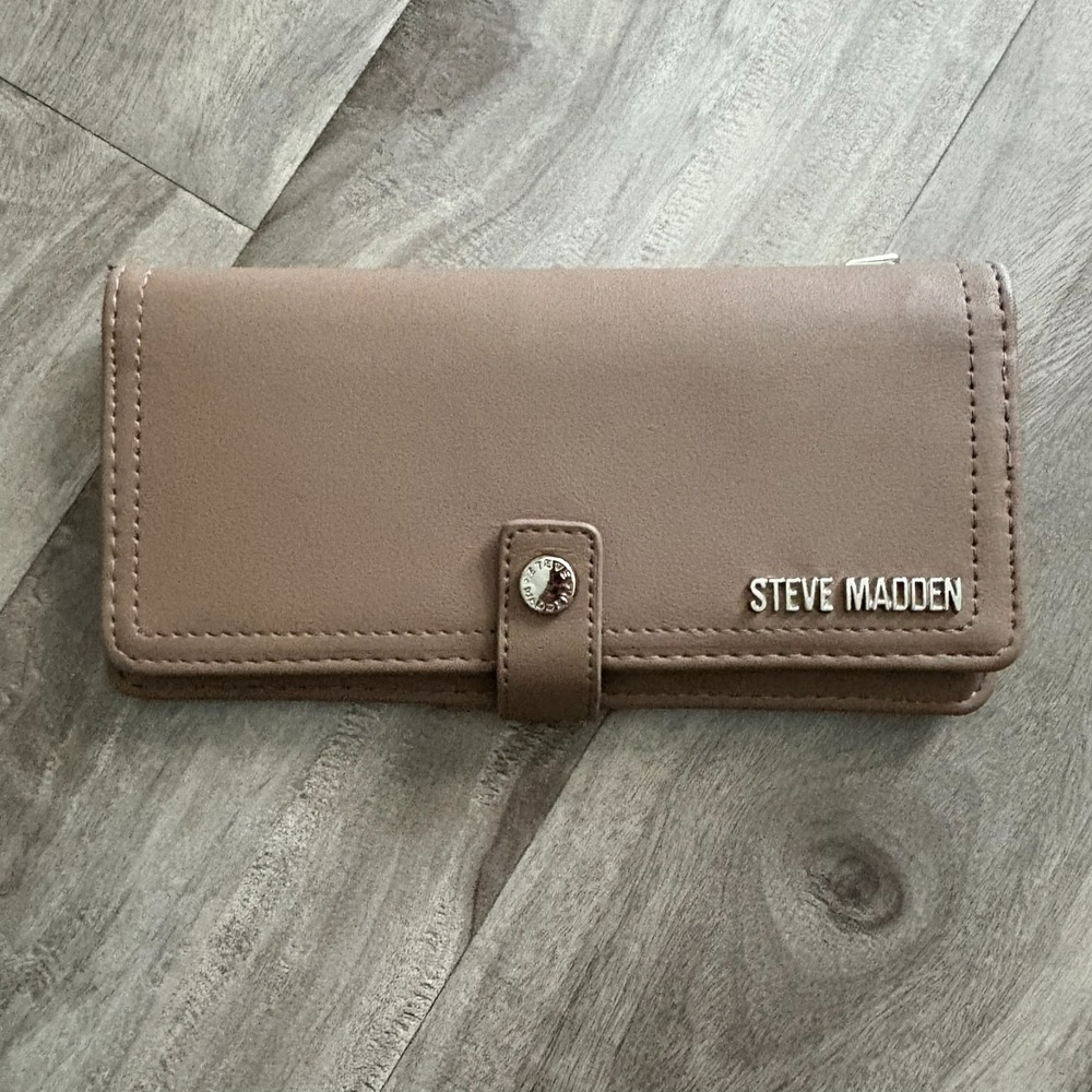 Steve Madden Women's Slim Bifold‎ Wallet Mauve Taupe Organizer Wallet 8 x 4 inch